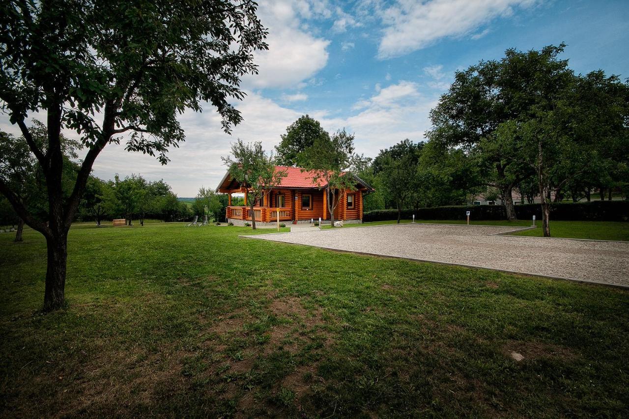 Country Lodge Vukovic Rakovica Exterior photo
