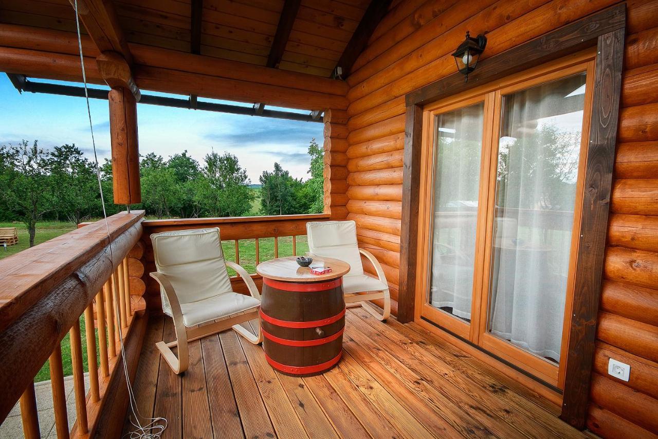Country Lodge Vukovic Rakovica Exterior photo